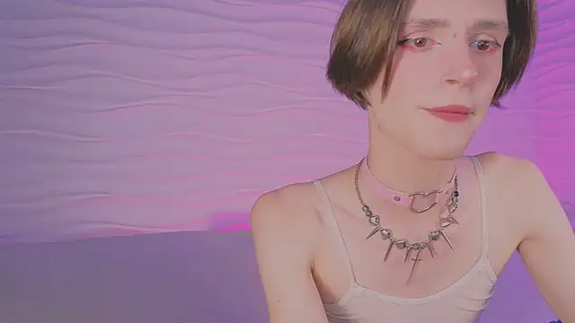 madi snow online show from 11/14/25, 05:17