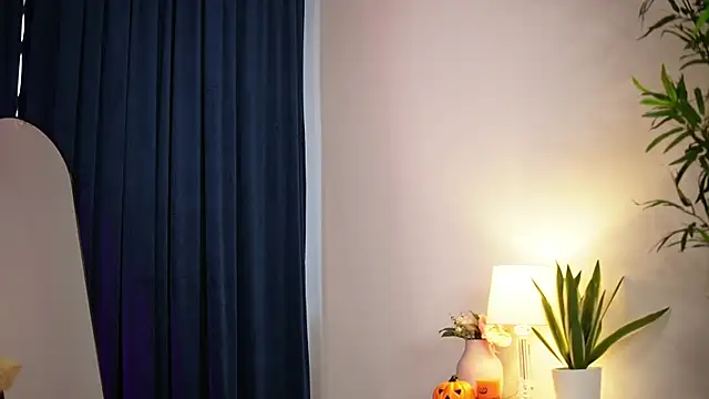 Snapshot of _ChloeLee_ chatting on 11/03/25, 07:09 ChloeLee online show from 11/03/25, 07:09