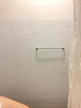 Snapshot of varBia1 chatting on 09/14/25, 01:54 varBia1 online show from 09/14/25, 01:54