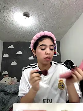  Alix 7 online show from 10/08/25, 12:30