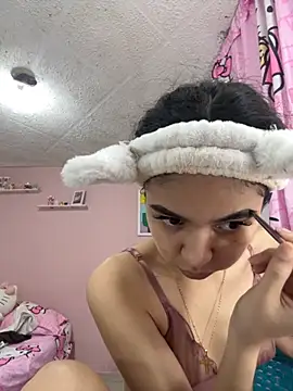  Alix 7 online show from 11/08/25, 09:24