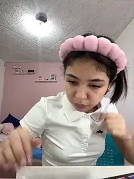  Alix 7 online show from 11/20/25, 07:02