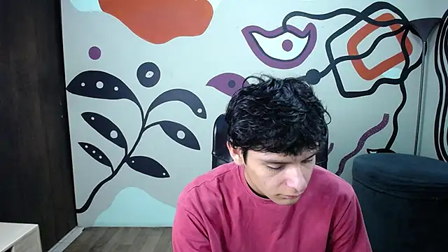 Luca vega online show from 10/04/25, 01:09