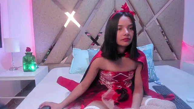 BelhaLawuo online show from 10/17/25, 08:44