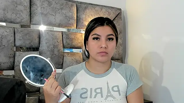 Mariia Josee online show from 10/15/25, 01:50