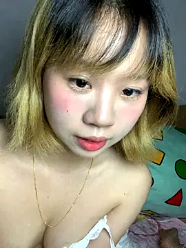 Snapshot of zhaomosheng125216 chatting on 10/19/25, 10:10 zhaomosheng125216 online show from 10/19/25, 10:10