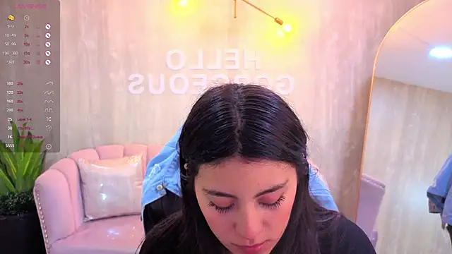 Zoe Blaze A online show from 11/14/25, 12:15