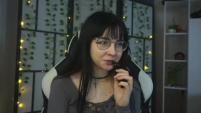 BereniceBattersby online show from 10/06/25, 08:50