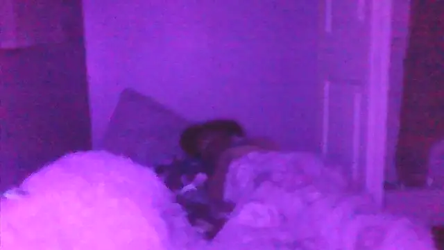 sarahkat86 online show from 10/26/25, 07:14