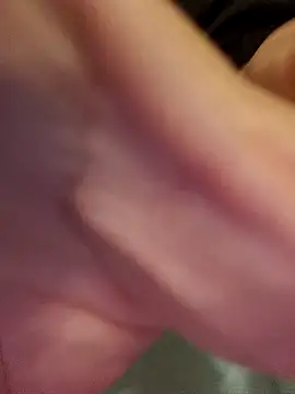 Snapshot of lucamila2903 chatting on 11/22/25, 08:30 lucamila2903 online show from 11/22/25, 08:30