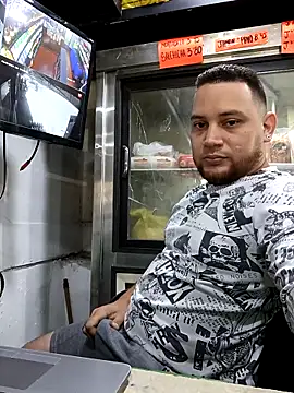 Catire10  online show from 11/14/25, 03:22