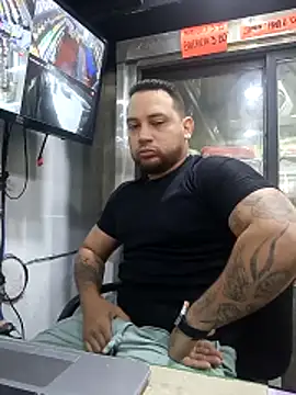 Catire10  online show from 11/19/25, 01:44