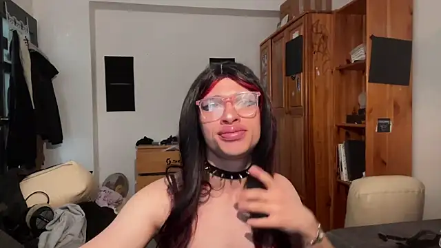 emilydee666 online show from 11/26/25, 11:55