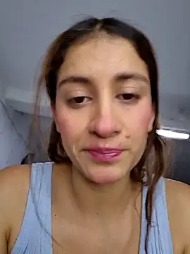 Snapshot of aytanna_torrez chatting on 09/27/25, 06:35 aytanna torrez online show from 09/27/25, 06:35