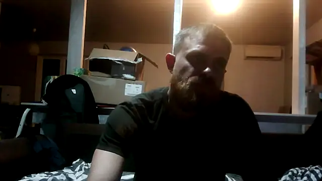 Snapshot of Bikerhot883hd chatting on 09/11/25, 08:09 Bikerhot883hd online show from 09/11/25, 08:09