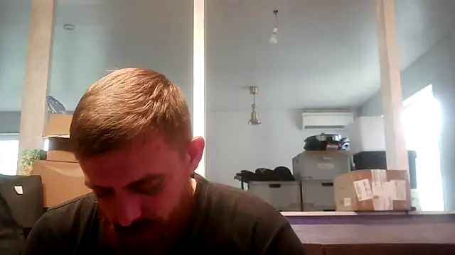 Snapshot of Bikerhot883hd chatting on 09/24/25, 10:40 Bikerhot883hd online show from 09/24/25, 10:40