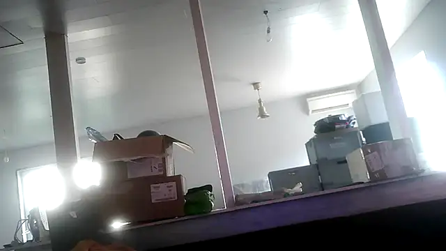 Snapshot of Bikerhot883hd chatting on 09/28/25, 03:17 Bikerhot883hd online show from 09/28/25, 03:17