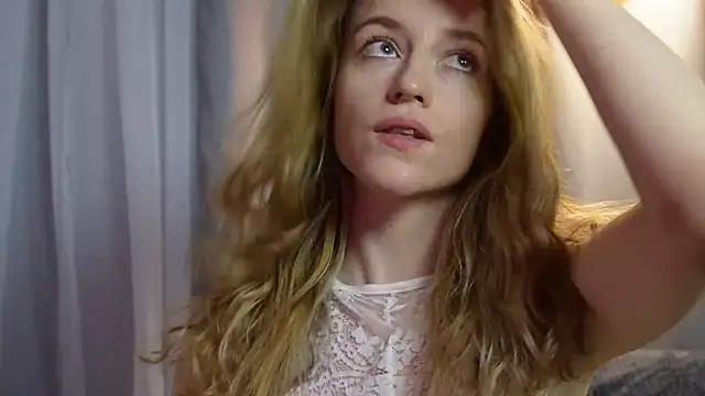 Summer Red Daze online show from 11/25/25, 12:16