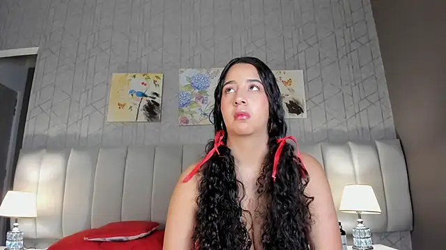 BellaSwwan online show from 09/20/25, 01:23