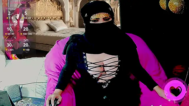 SultanaLayla online show from 11/01/25, 08:33