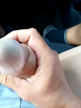 Snapshot of Micki2 chatting on 09/16/25, 01:23 Micki2 online show from 09/16/25, 01:23