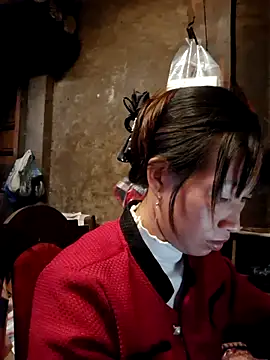 ngocngoc cute online show from 11/12/25, 01:11