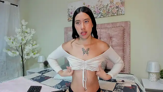 Mei Lin Luna online show from 10/09/25, 07:23