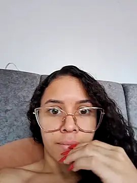 Snapshot of Britany_Sweety chatting on 10/11/25, 05:11 Britany Sweety online show from 10/11/25, 05:11