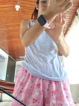 Snapshot of Britany_Sweety chatting on 11/10/25, 04:17 Britany Sweety online show from 11/10/25, 04:17