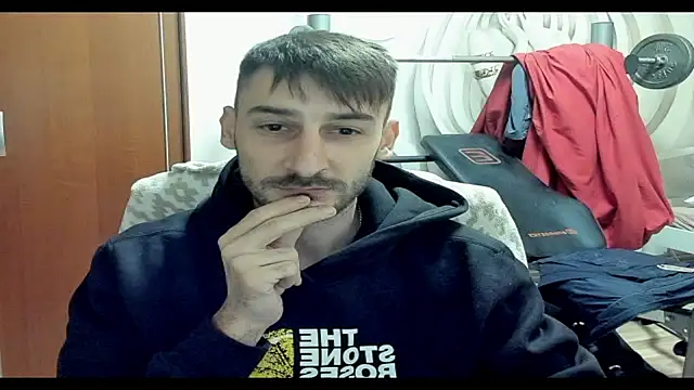 Snapshot of bignosebigcok chatting on 09/30/25, 06:13 bignosebigcok online show from 09/30/25, 06:13