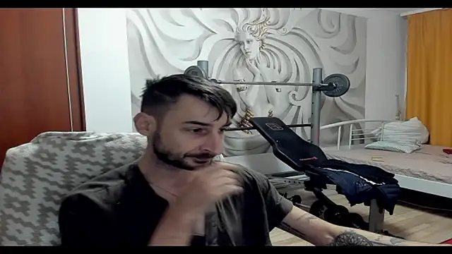 Snapshot of bignosebigcok chatting on 10/03/25, 04:15 bignosebigcok online show from 10/03/25, 04:15