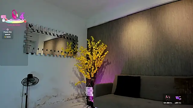 lily cash1 online show from 11/05/25, 07:14