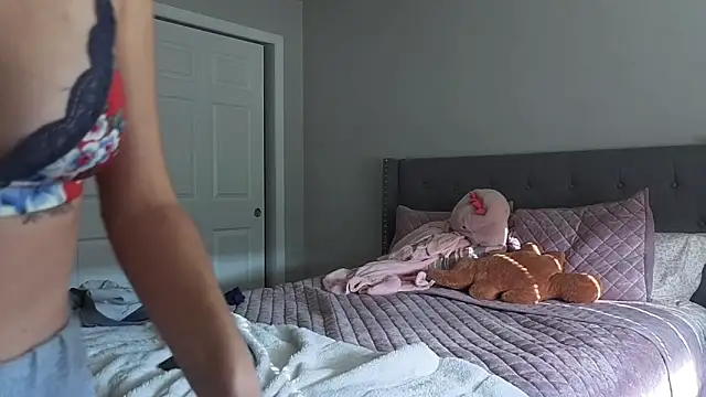 bambifarrina online show from 10/27/25, 06:56