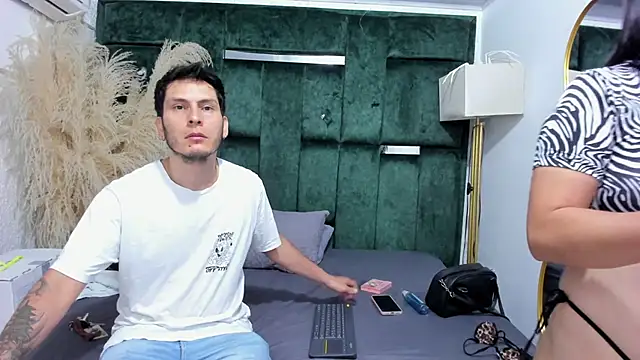 Charlotte Brian online show from 11/09/25, 12:42