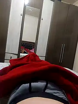 Snapshot of Gustavo198045 chatting on 10/29/25, 03:09 Gustavo198045 online show from 10/29/25, 03:09