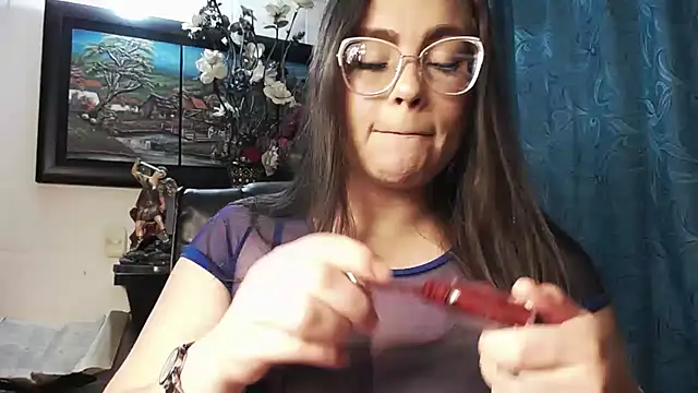 Snapshot of Laia__hadid chatting on 10/09/25, 09:24 Laia hadid online show from 10/09/25, 09:24