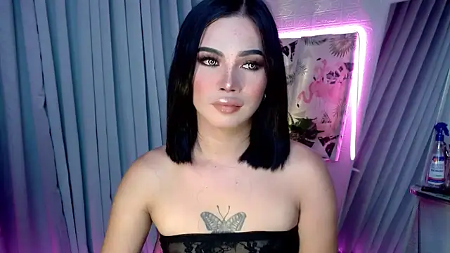 Snapshot of _SexyButterfly chatting on 09/22/25, 11:45 SexyButterfly online show from 09/22/25, 11:45
