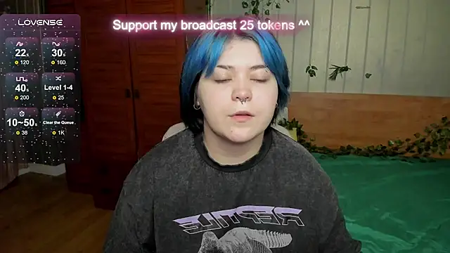 Alisa Monroe online show from 10/12/25, 04:22