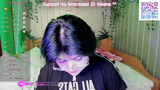 Alisa Monroe online show from 11/05/25, 04:40