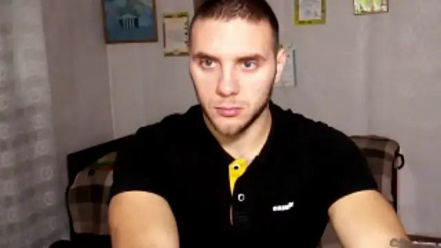 Jordan1Dior online show from 11/24/25, 07:30