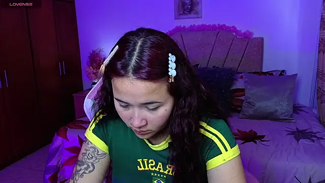 Leakitten online show from 09/11/25, 08:20