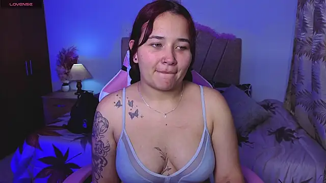 Leakitten online show from 09/29/25, 11:42