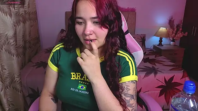 Leakitten online show from 11/13/25, 08:30