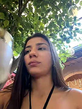 Snapshot of -juicy_ chatting on 11/13/25, 09:58 -juicy online show from 11/13/25, 09:58