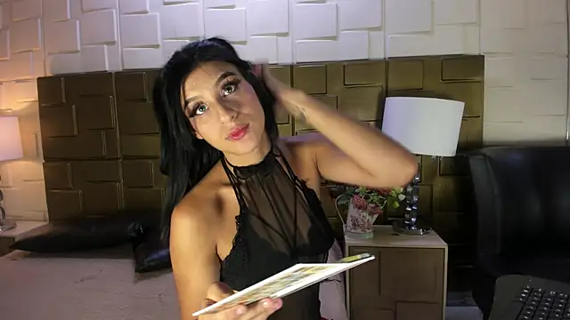 VioletLux online show from 10/23/25, 08:07