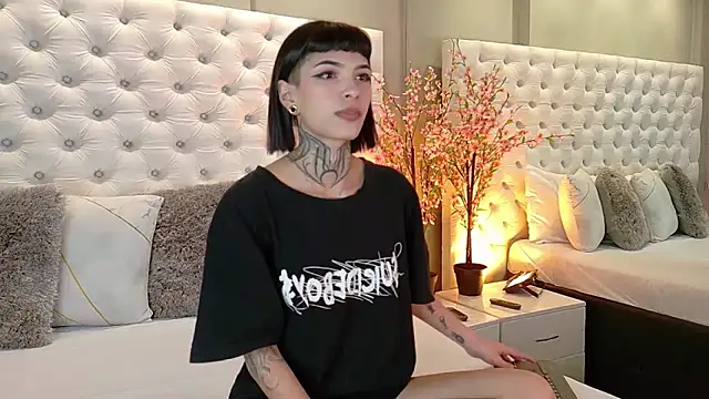 aa lunit online show from 09/18/25, 01:13