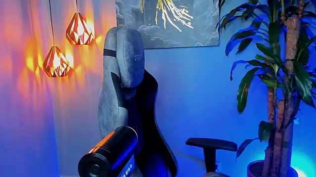 AndresR3 online show from 11/23/25, 04:01