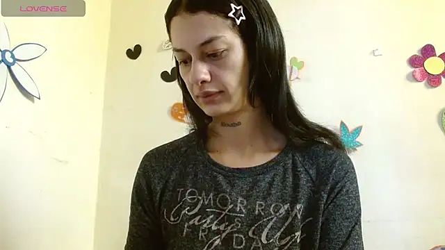 Snapshot of Akasha001 chatting on 10/06/25, 01:19 Akasha001 online show from 10/06/25, 01:19