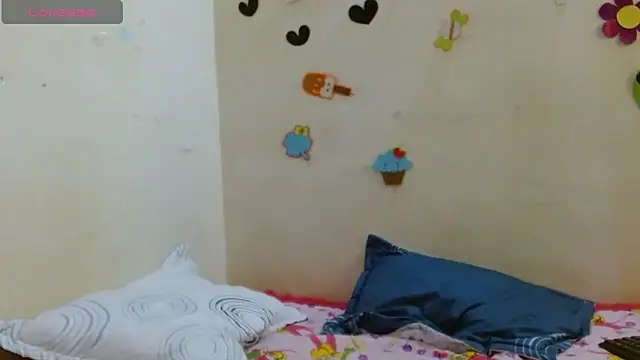 Akasha001 online show from 11/06/25, 11:22