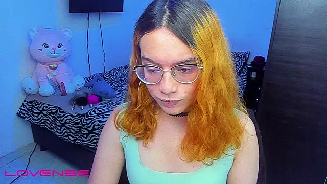 Snapshot of lillykittyy chatting on 10/17/25, 11:40 lillykittyy online show from 10/17/25, 11:40